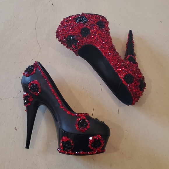 GASOLINE GLAMOUR LADY BUG SHOES RHINESTONES 🐞🐞🐞